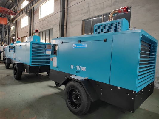 CE/ISO9001 200PSI 150-160HP 工業用ディーゼル燃料用スクリューコンプレッサー